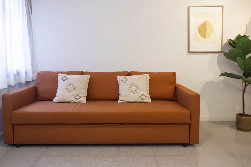 sofa.webp