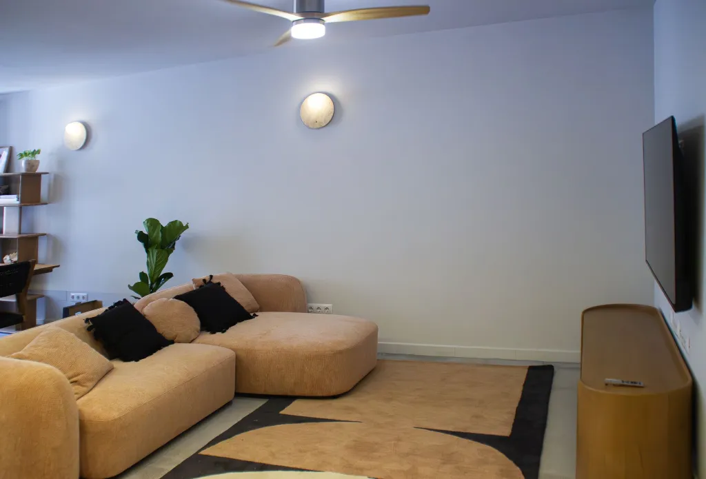 Sofa.webp