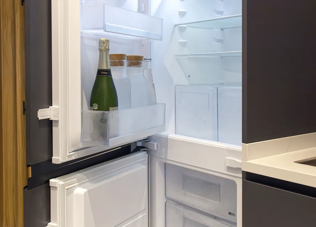 NEW nevera copy.webp